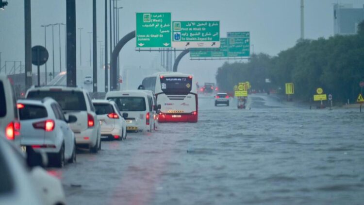 UAE: 66% Report Post-Storm Communication Gap with Auto Dealers