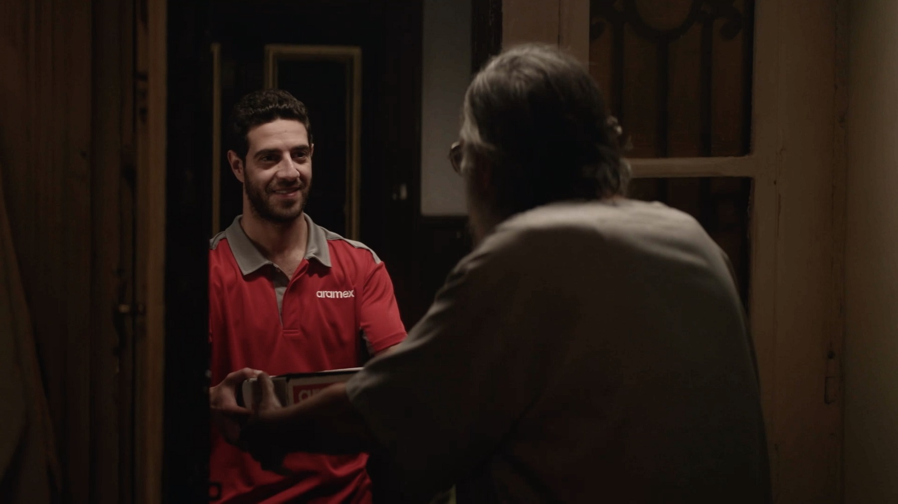 Aramex’s Ramadan Ad Shows the Human Side of its Couriers