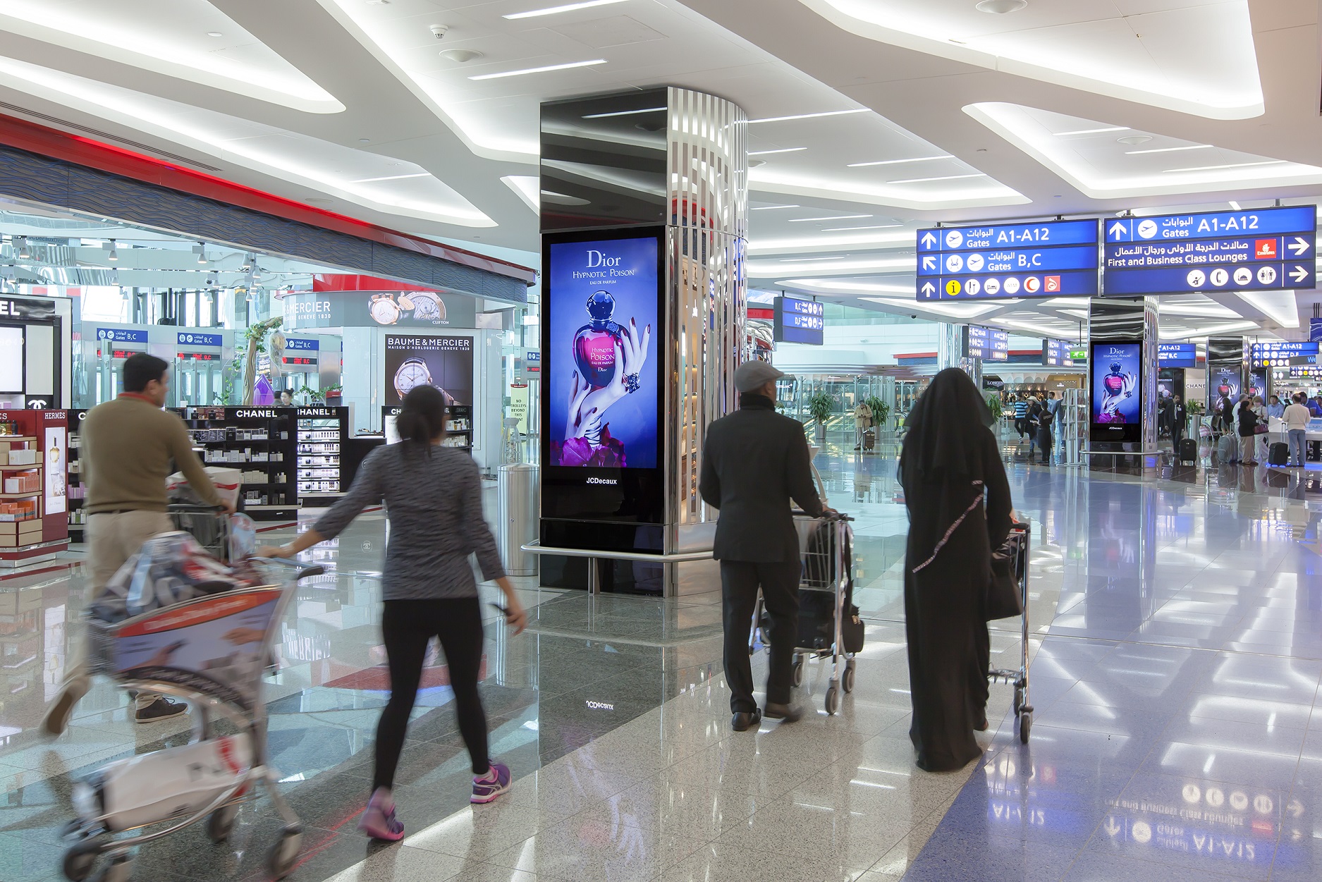 JCDecaux unveils its first digital iVision airport network At Dubai International