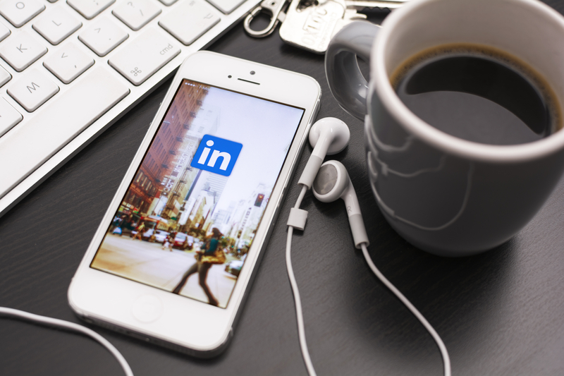 LinkedIn buys Newsle to keep better tabs on your contacts for you