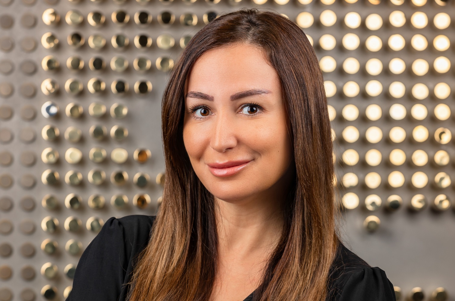 LinkedIn Research Explores Challenges Faced by CMOs Amidst Economic Uncertainty 1 aHuBOy03HkYYDlRnErSsJC596Jz0X2bOYQW14oIc