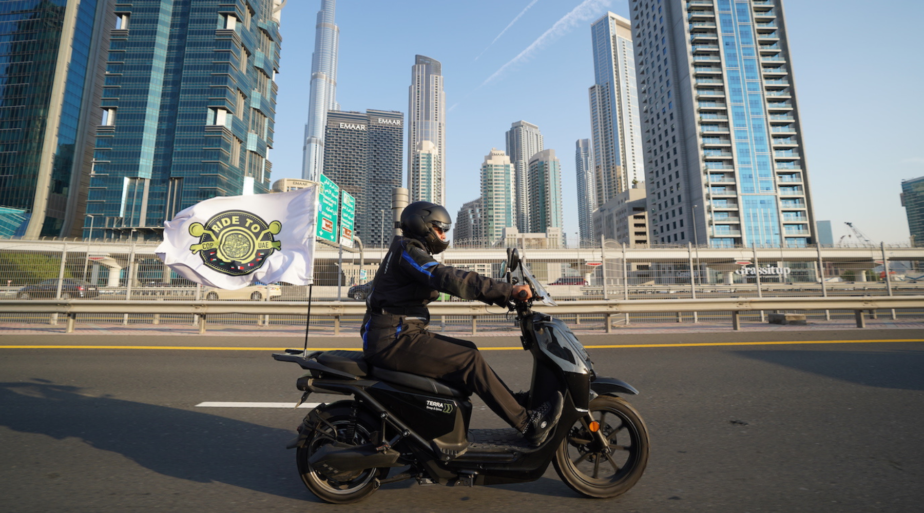 pRsNKsnPtw1FswpEmVlLuZ0CUWq1JrGvBTdZK3Zf