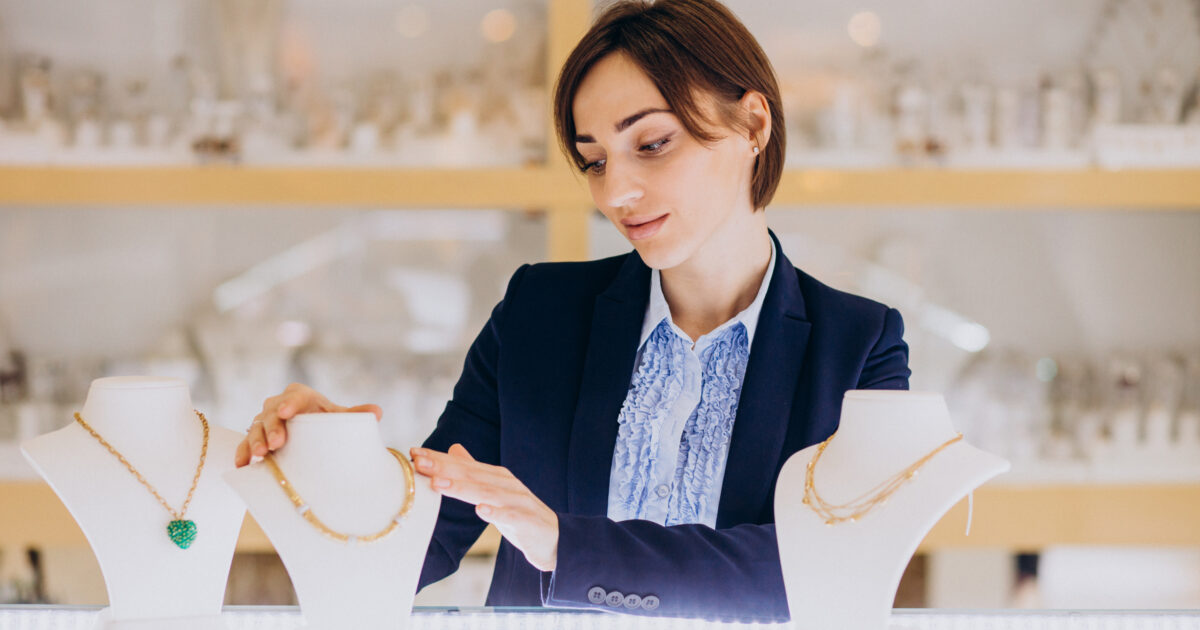 Jewellery outshines fashion as industry braces for turbulent 2026: report
